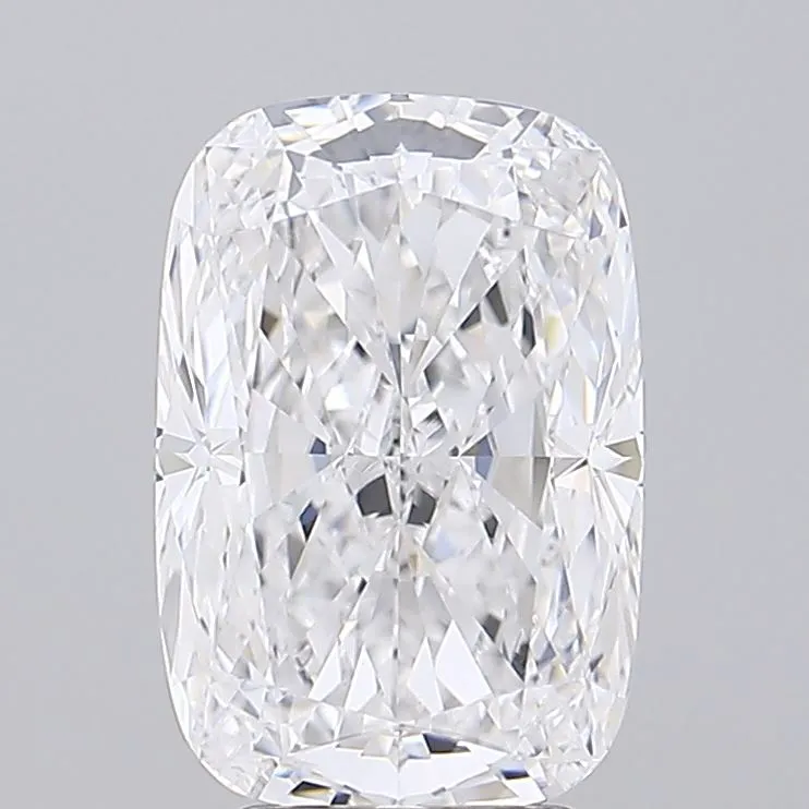 5.01ct Cushion modified Lab Grown Diamond (Colour D, Clarity VVS2, IGI Certified)