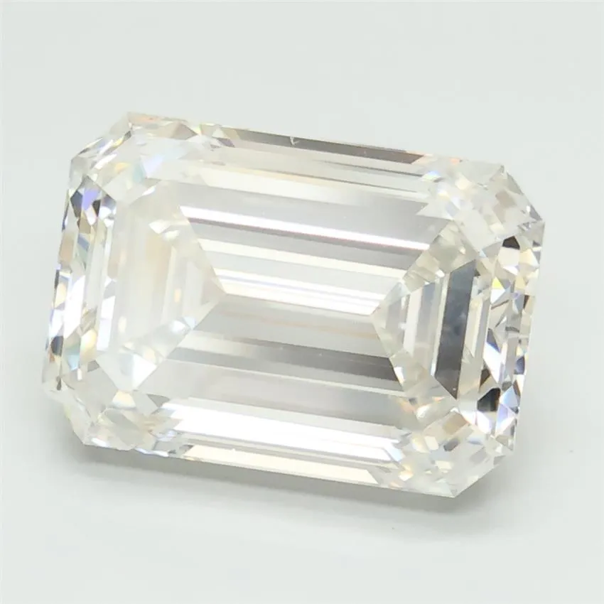 5.01ct Emerald Lab Grown Diamond (Colour G, Clarity VVS2, IGI Certified)
