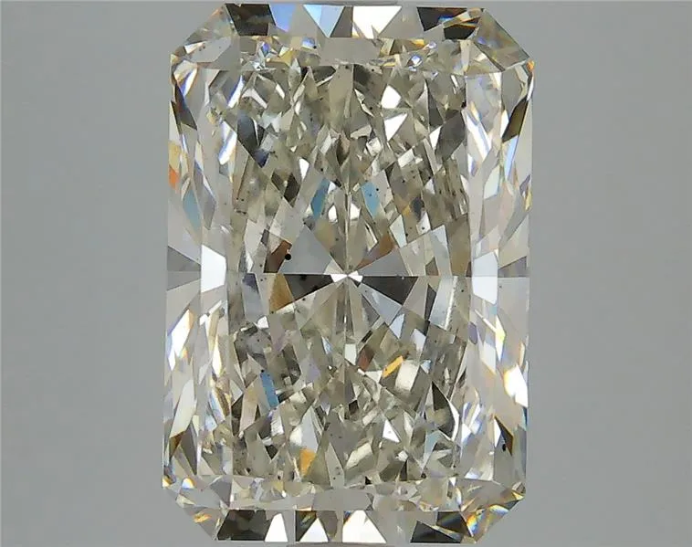 5.01ct Radiant Lab Grown Diamond (Colour I, Clarity VS2, IGI Certified)