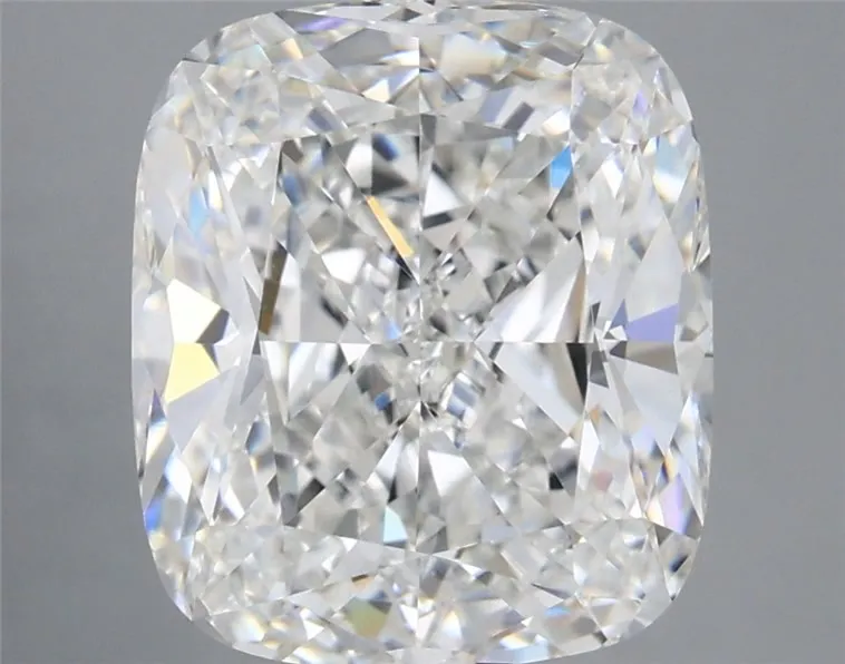 5.03ct Cushion modified Lab Grown Diamond (Colour E, Clarity VVS2, IGI Certified)