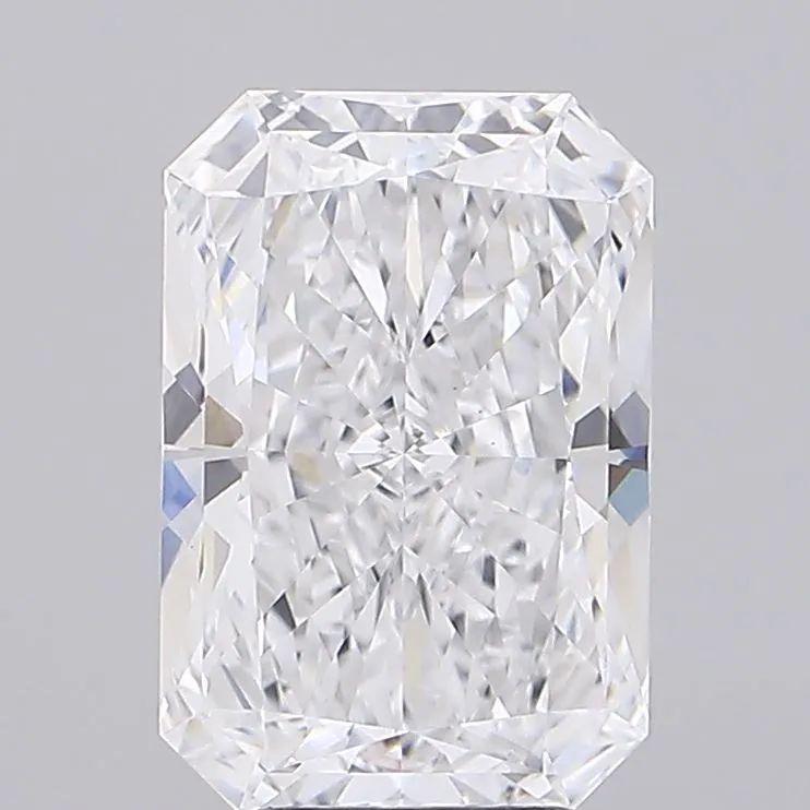 5.05ct Radiant Lab Grown Diamond (Colour D, Clarity VVS2, IGI Certified)