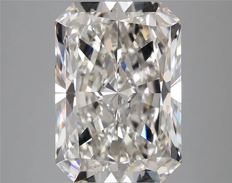 5.06ct Radiant Lab Grown Diamond (Colour G, Clarity VVS2, IGI Certified)
