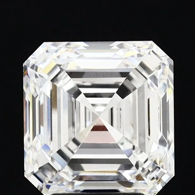 5.07ct Square emerald Lab Grown Diamond (Colour D, Clarity VVS2, IGI Certified)