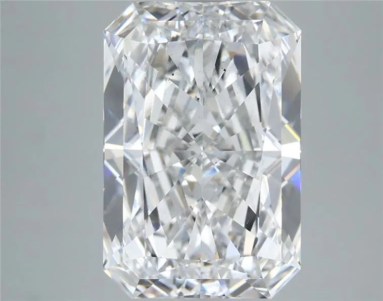 5.55ct Radiant Lab Grown Diamond (Colour F, Clarity SI1, IGI Certified)