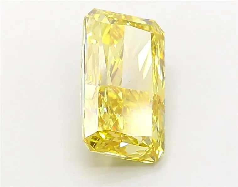 5.56ct Radiant Lab Grown Diamond (Colour Fancy Vivid Yellow, Clarity VS2, IGI Certified)
