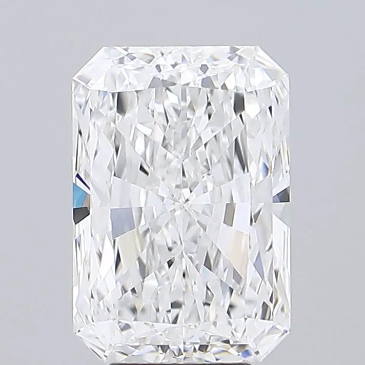5.72ct Radiant Lab Grown Diamond (Colour D, Clarity VVS2, IGI Certified)