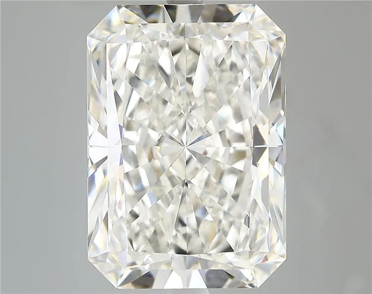 8.89ct Radiant Lab Grown Diamond (Colour G, Clarity VVS1, IGI Certified)