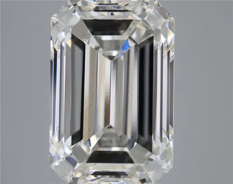 9.25ct Emerald Lab Grown Diamond (Colour G, Clarity VVS1, IGI Certified)